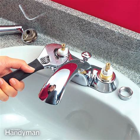 how to fix a leaky kitchen faucet under the sink|How to Fix a Leaky Faucet: Guides for Every Design。